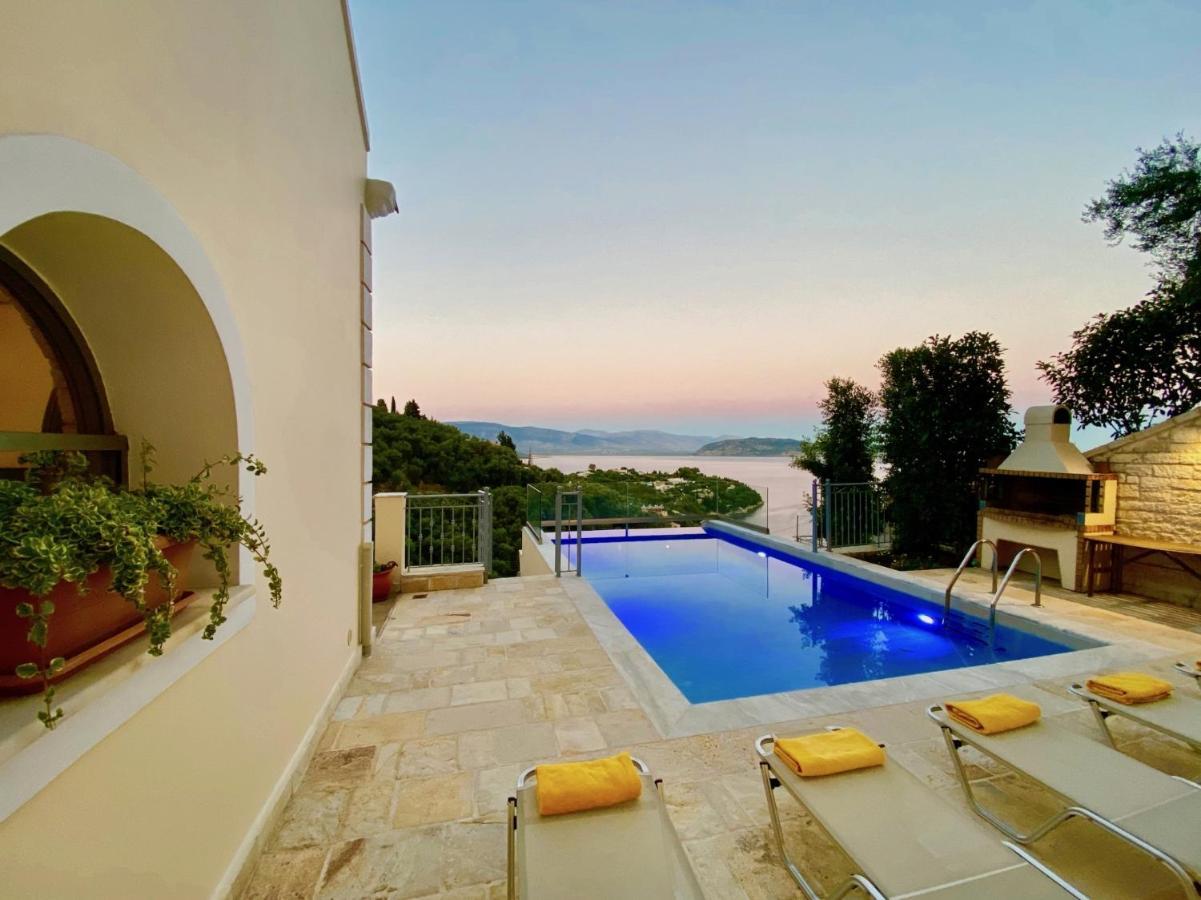 Luxury With Heatable Private Pool By Dadovillas Villa Kalámi