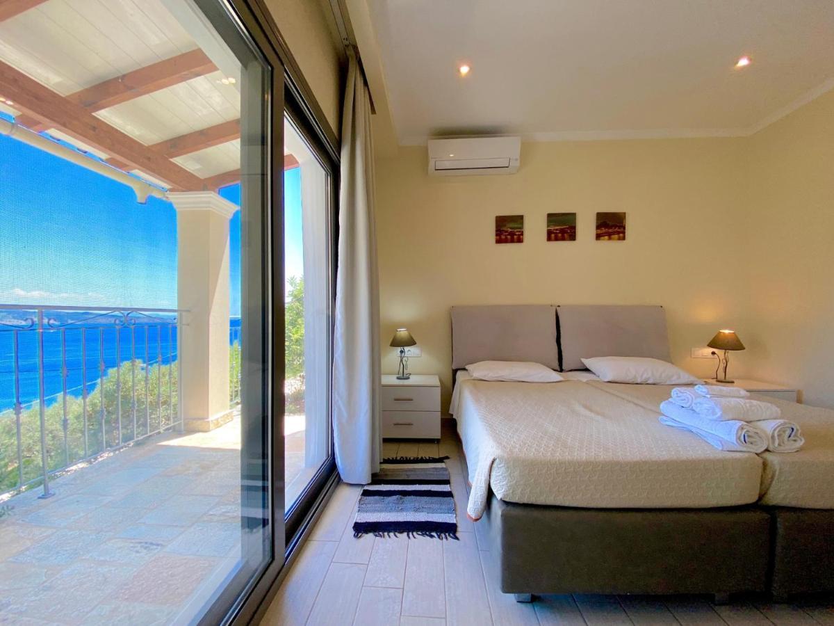 Villa Luxury With Heatable Private Pool By Dadovillas Kalámi